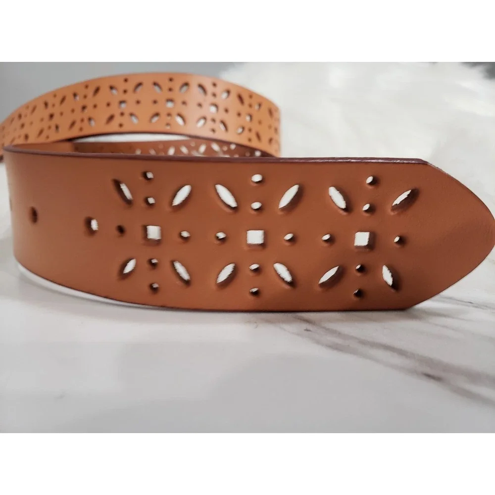 NEW MEDIUM - American Eagle Women's Belt‎ Tan Genuine Leather Cutout Boho Hippie